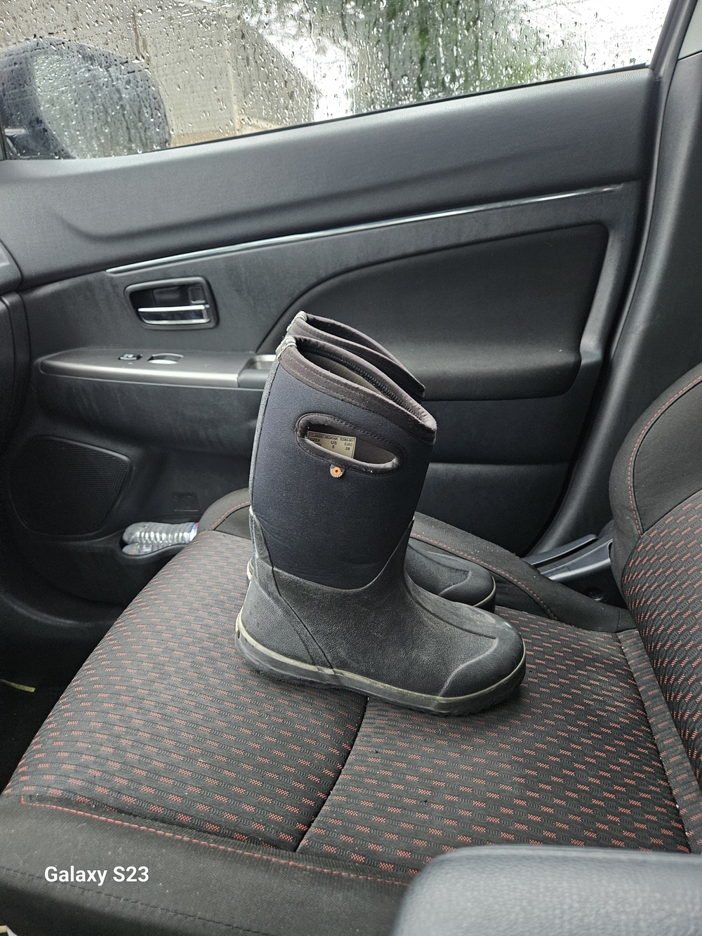 BOGS Classic High Handle Women’s 7 Black Waterproof Insulated Winter Boots